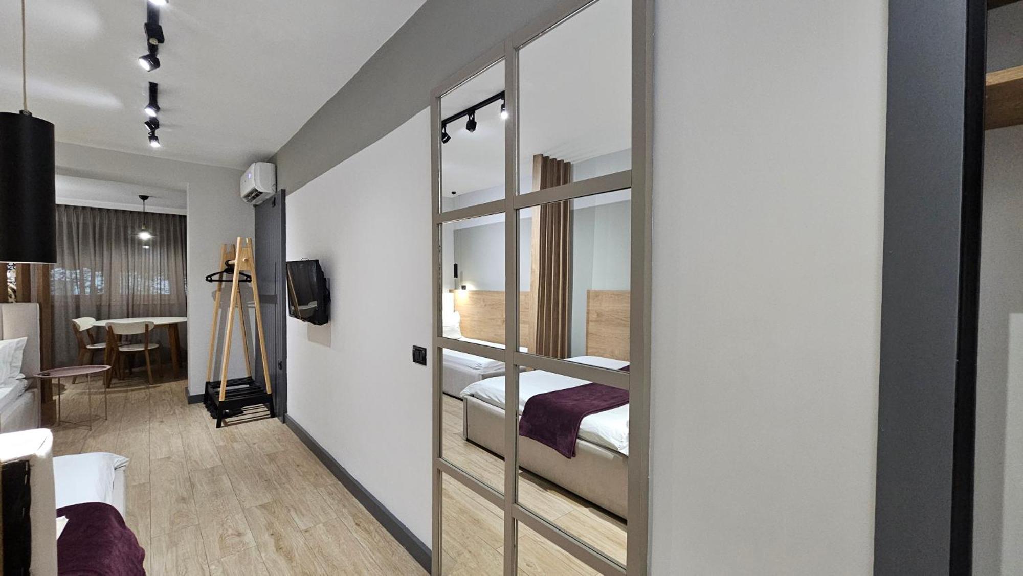 Tam Serviced Studio Apartments Next To Blloku Tirana Exterior foto